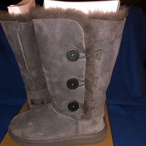 Ugg kids bailey shoes